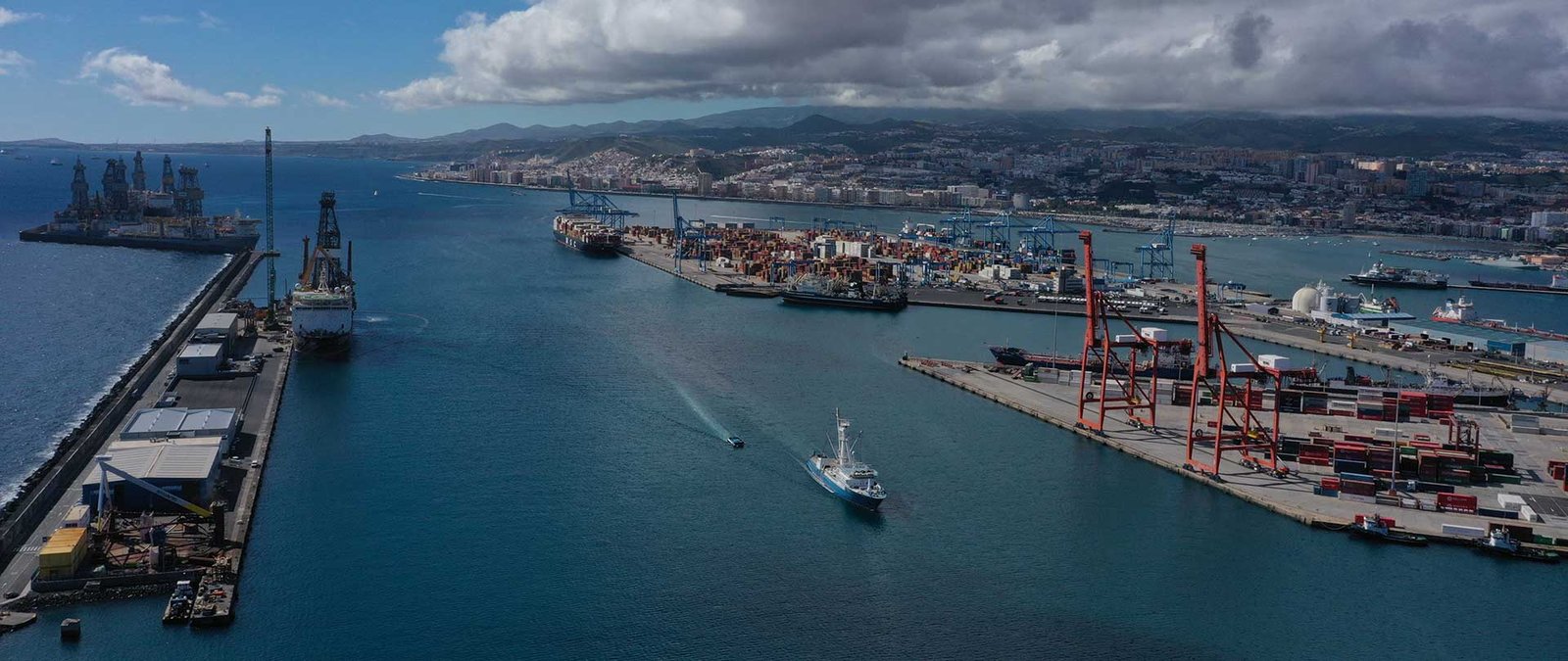 Foto aérea del puerto de Las Palmas de Gran Canaria